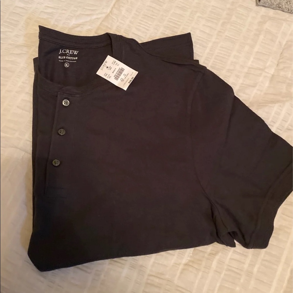 Men’s Short Sleeve Henley Tee